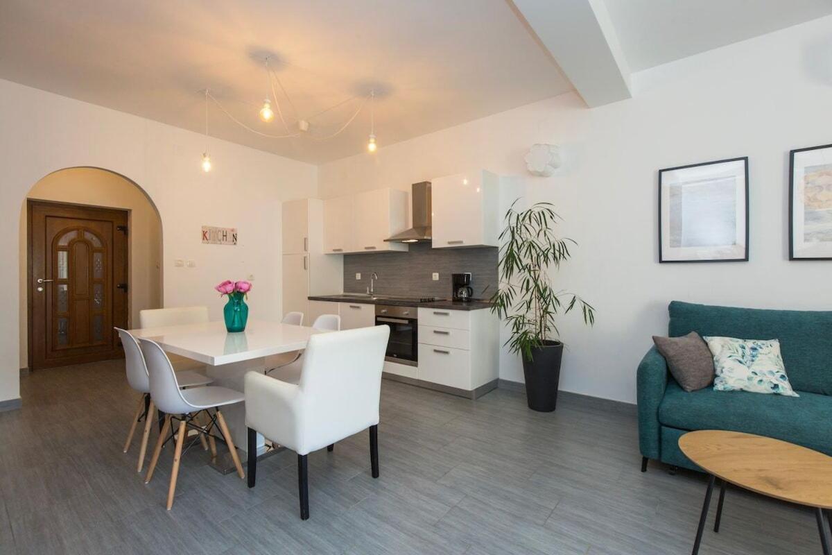 Istria Sea Side Apartment 210 & 209 Labin  Zimmer foto